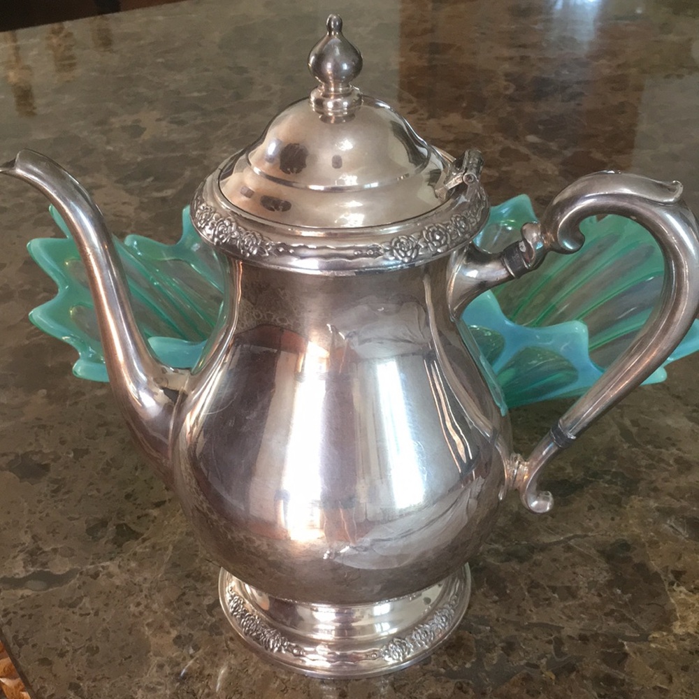 Vintage International Silver Co Camille 6002 Silver Plated Teapot Signed